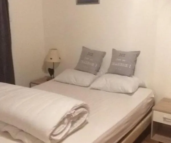 Appartement Chaleureux Aux Deux Alpes - 68 M² - Vue Montagne